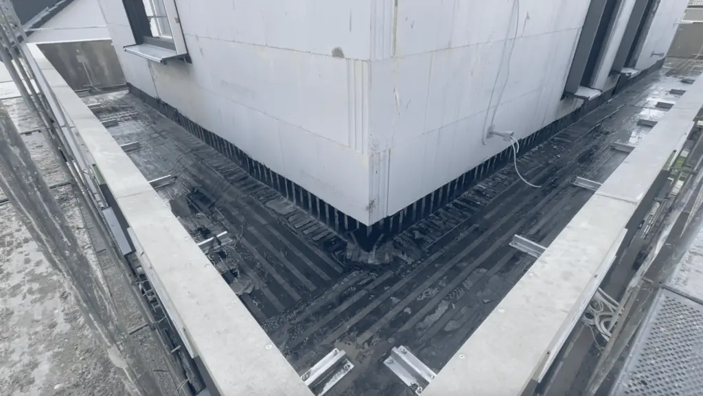 Bauunternehmen und Architekten durch herausfordernde Zeiten in der Bauwirtschaft.