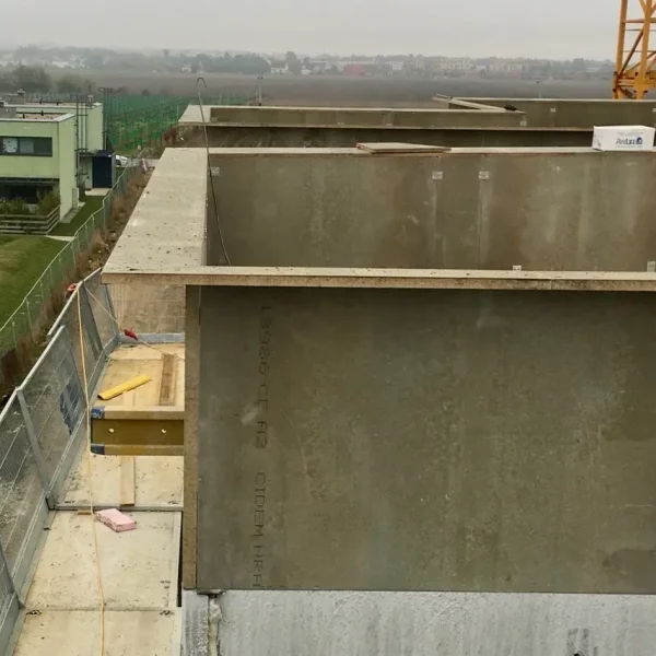 overtec Attika einbetoniert