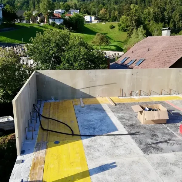 overtec Attika einbetoniert