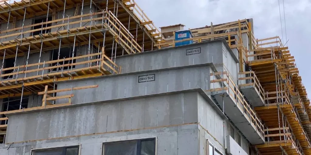 parapet wall construction